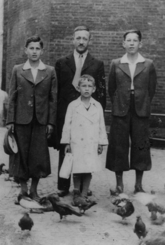 Joseph Polaniecki with his father and brothers in Krakow, 1938